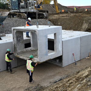 storage tank with access points